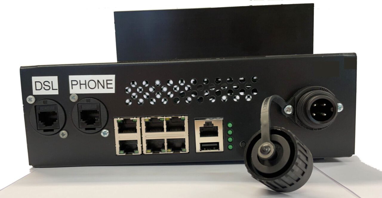 6540 MIL Spec Rugged Router Switch DSLFibre4G